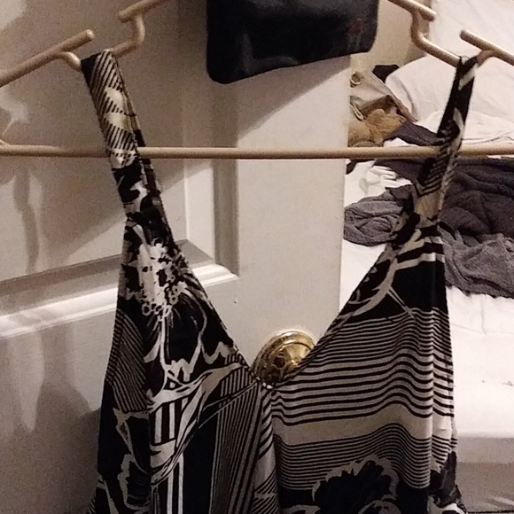 Tank top - Picture 2 of 4